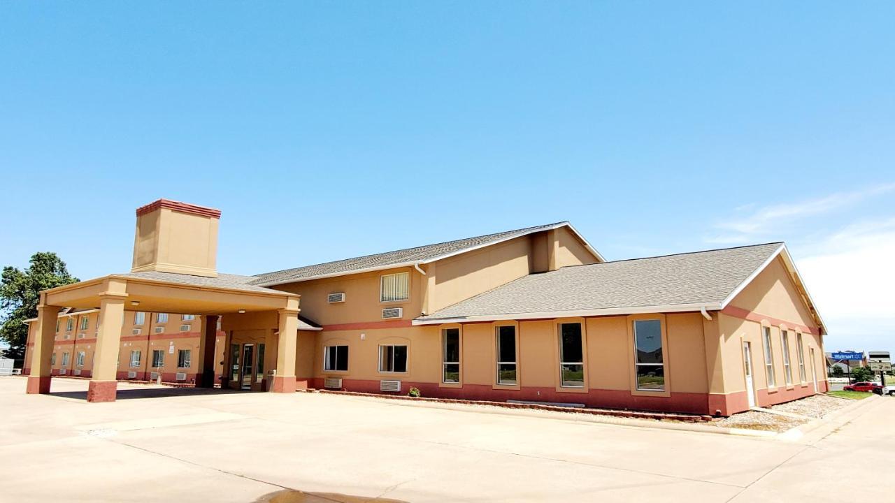 Executive Inn Alva Exterior photo